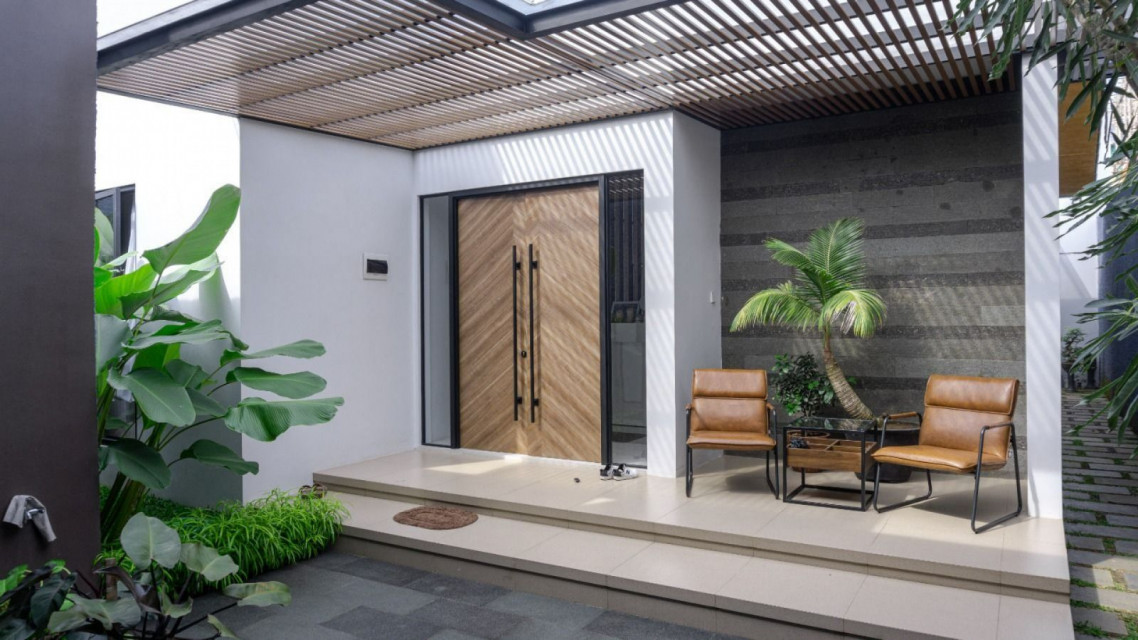 Five models of entrance doors with 2 doors that will complete your minimalist home
