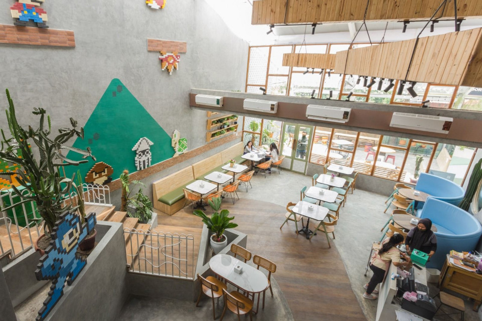 The Aesthetic LKKR (Lekker Urban Food House) Brings A Space with Natural Impression