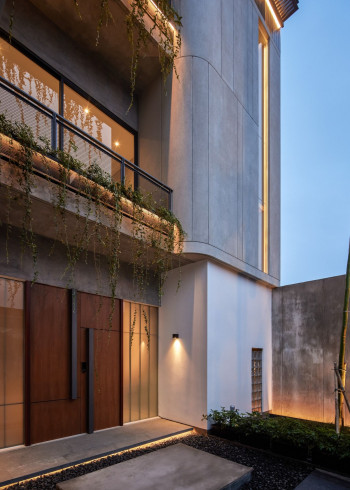 Reis House | Bandung | Patio Design